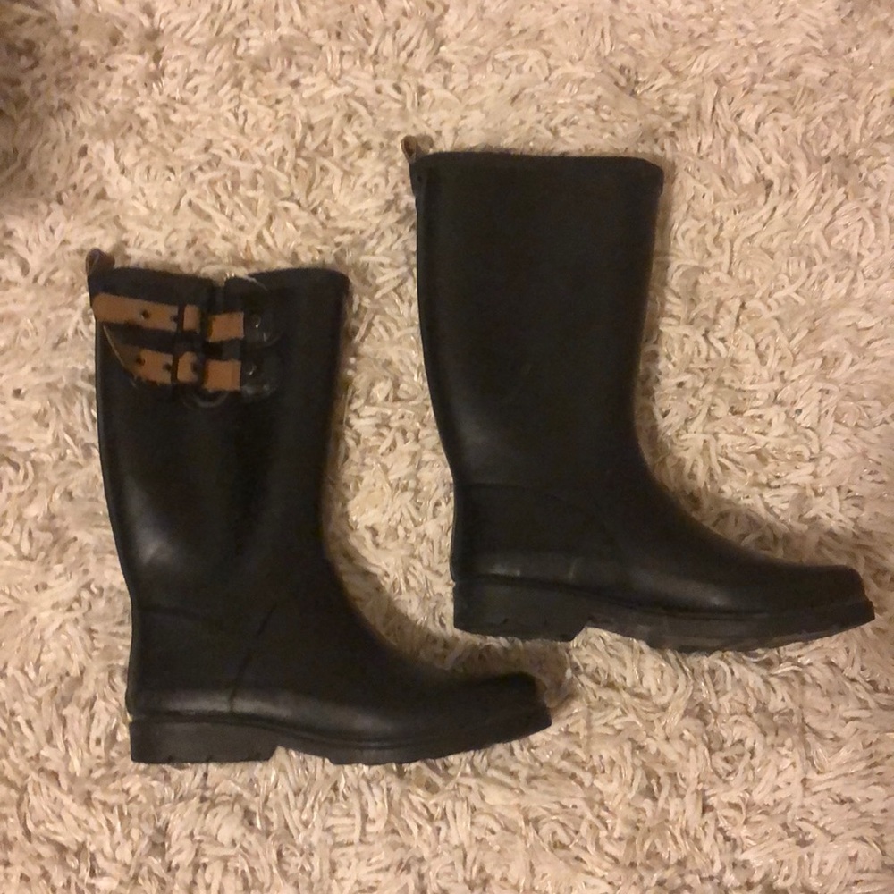 Black Rain Boots • Size 7